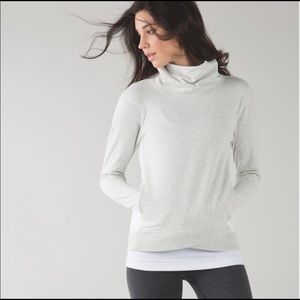 Lululemon Pullover Turtleneck, Grey/White